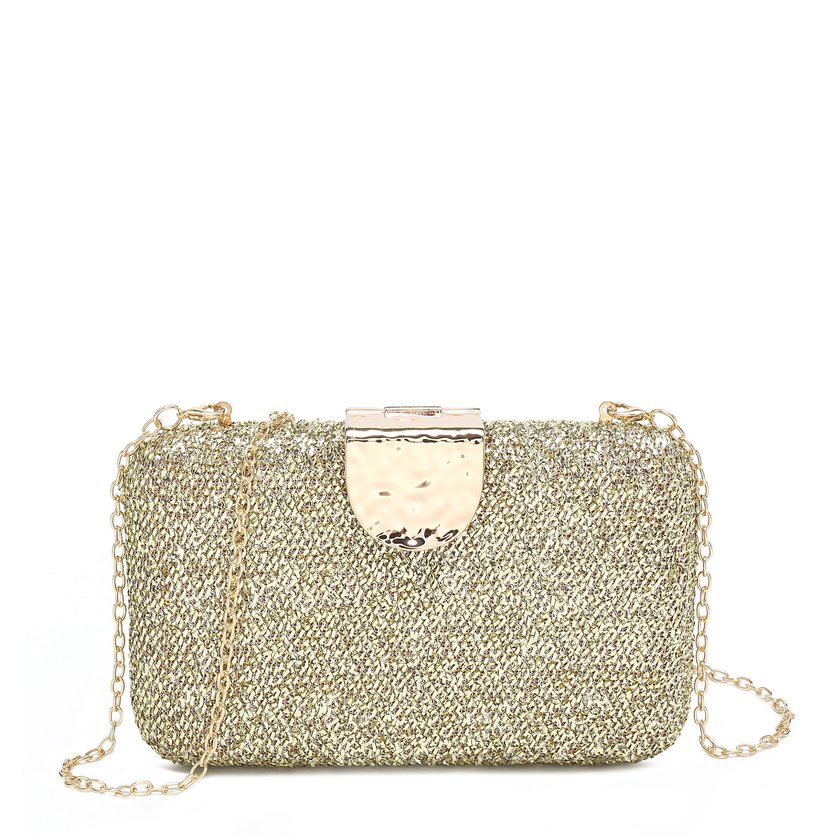 Party bag with distinctive closure GB