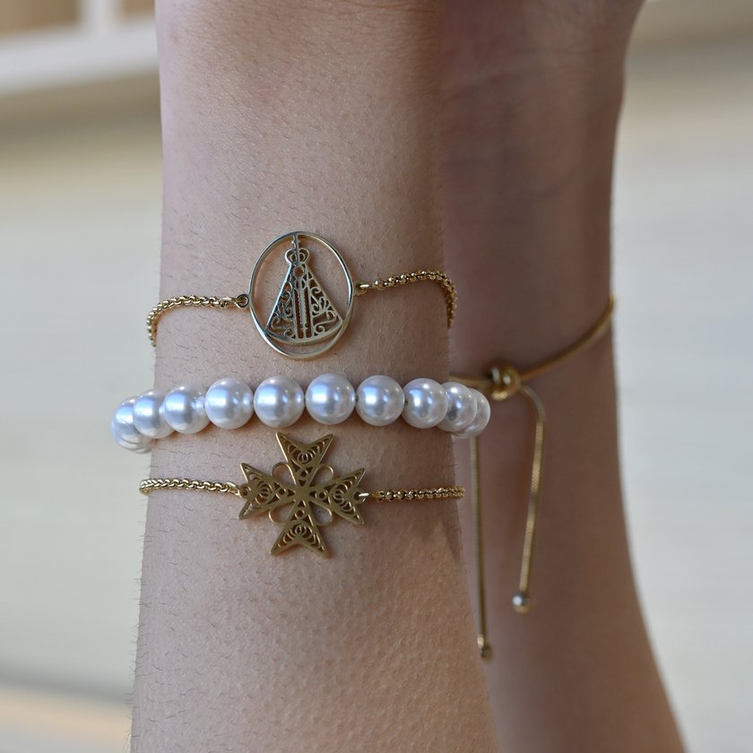 Glamour bracelet with Our Lady