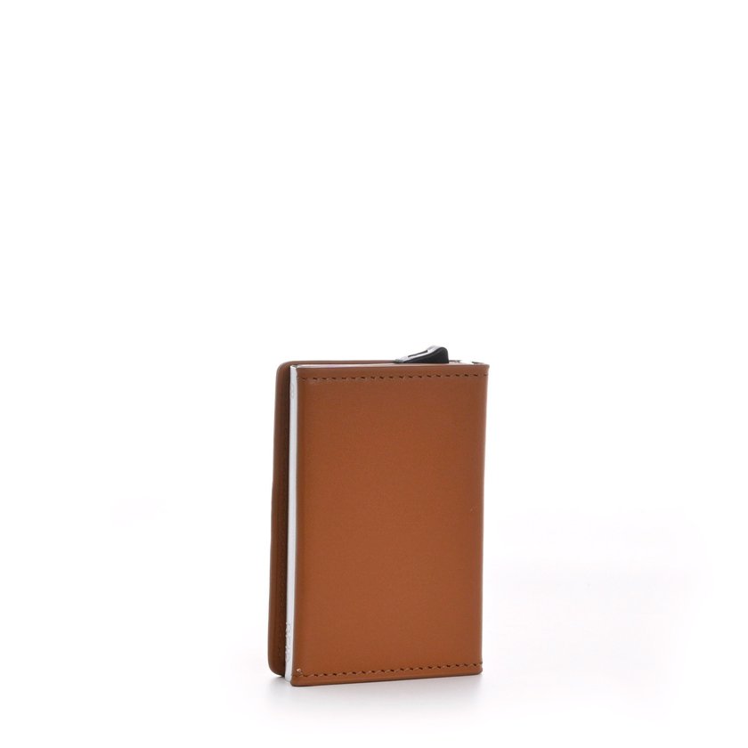 Leather card holder with GB magnet closure