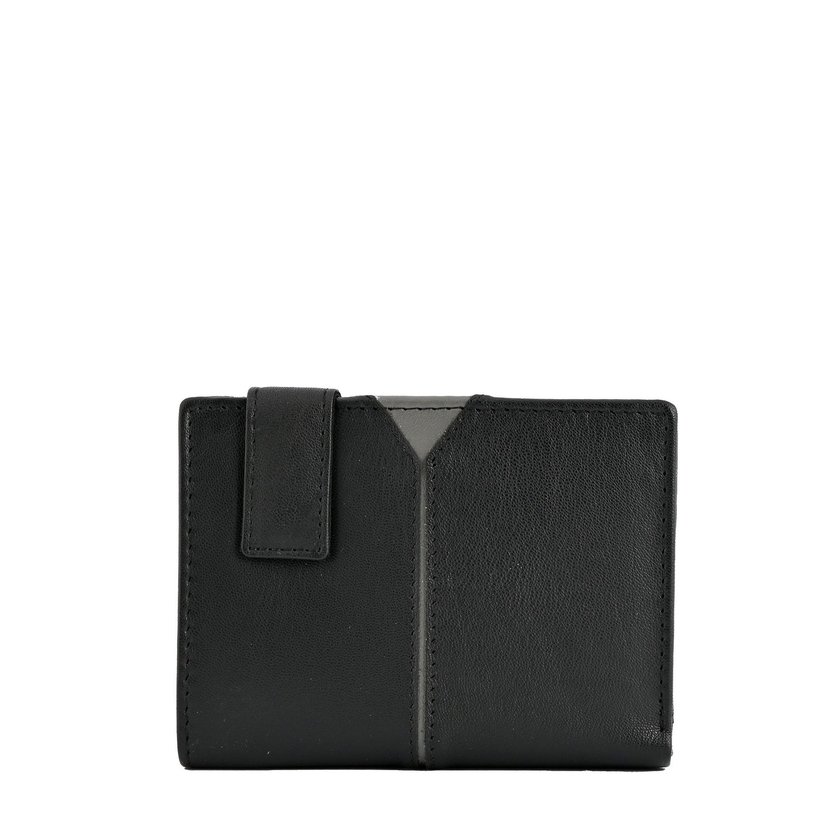 Leather wallet with GB detail
