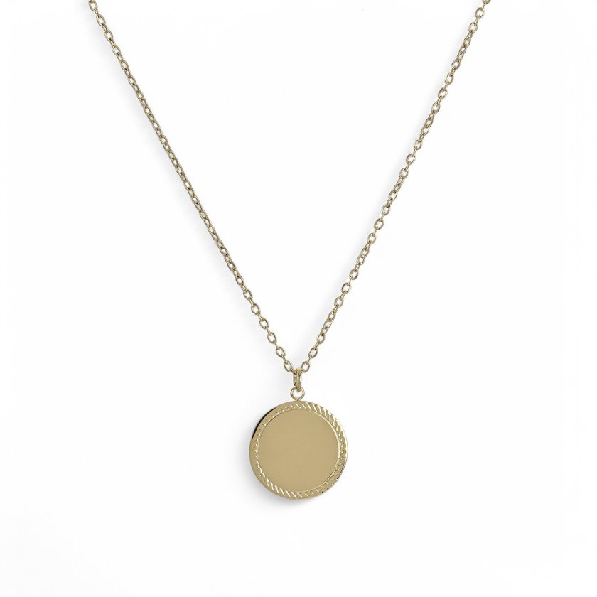 Delicate necklace for engravings