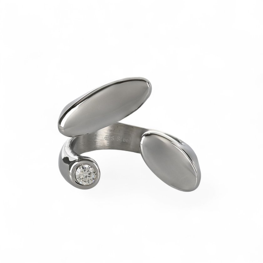 Delicate irregular ring