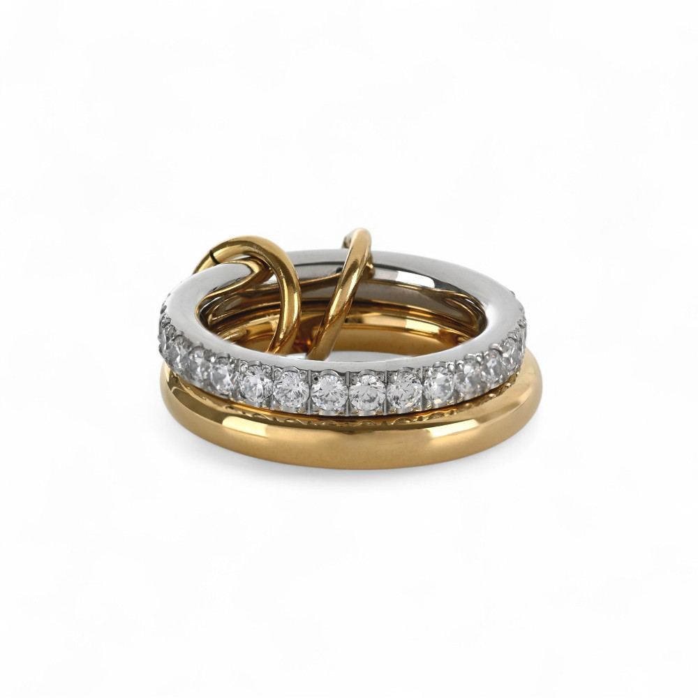 Glamour ring with two circles