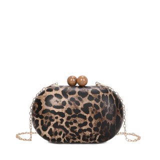 Pochette femme avec motif tigresse