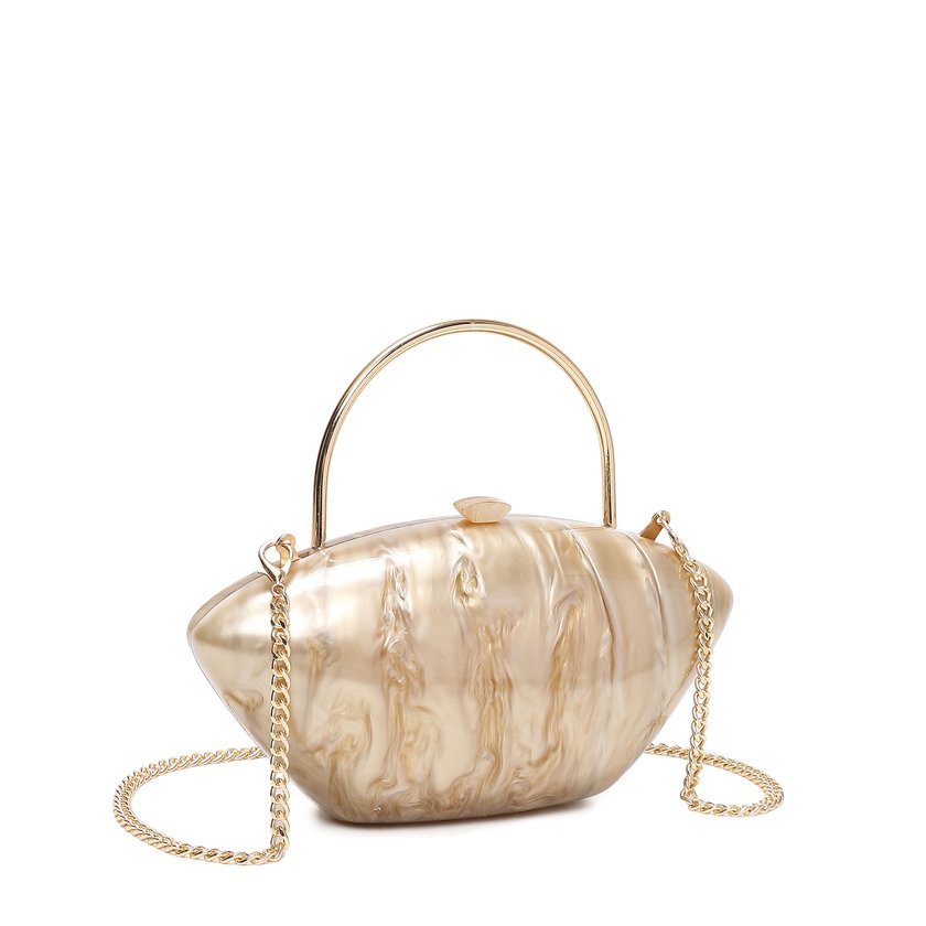 Pochette de señora en acrílico