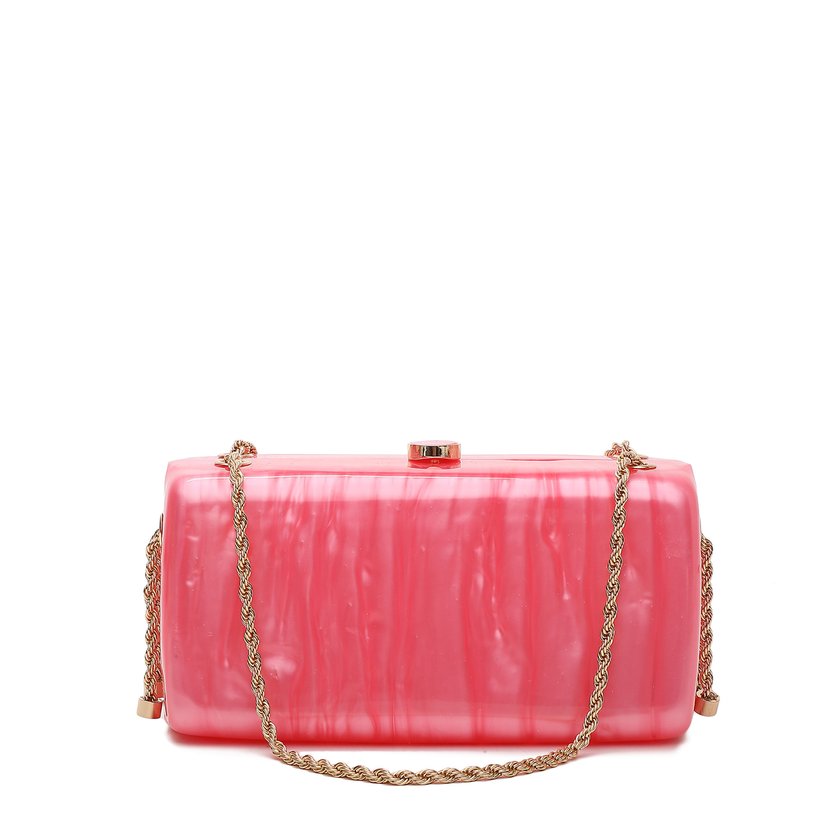 Pochette de señora en acrílico