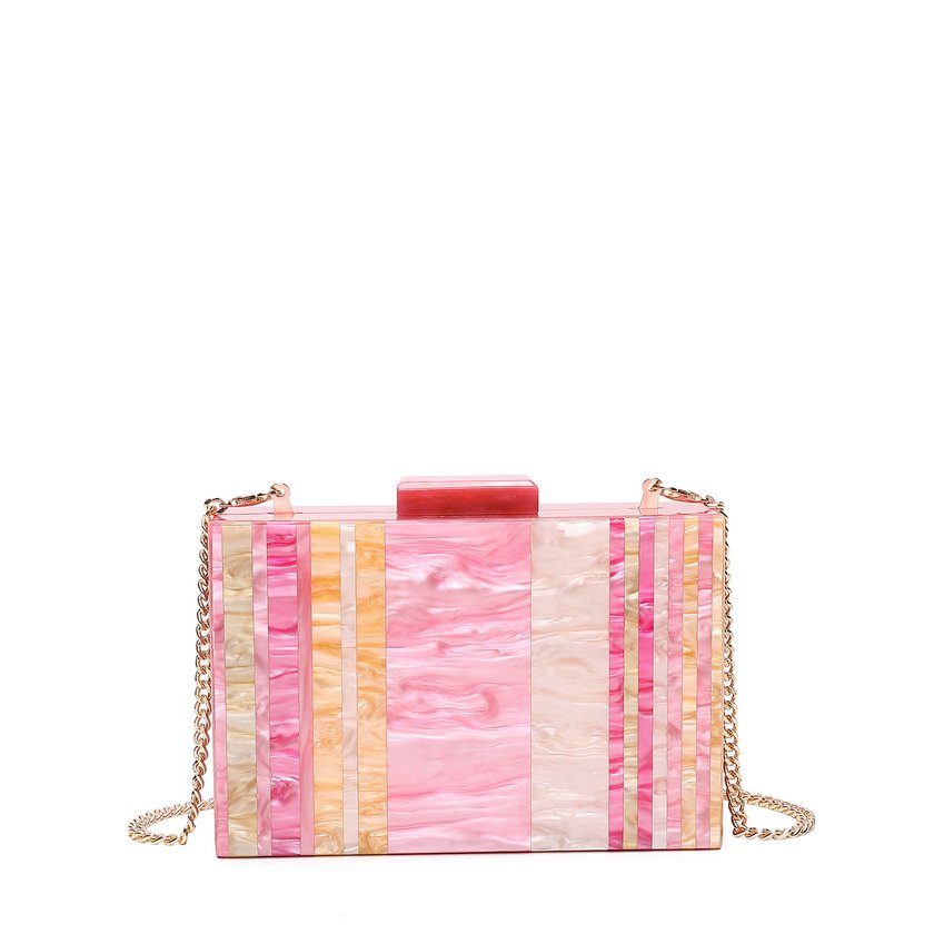 Pochette de señora en acrílico