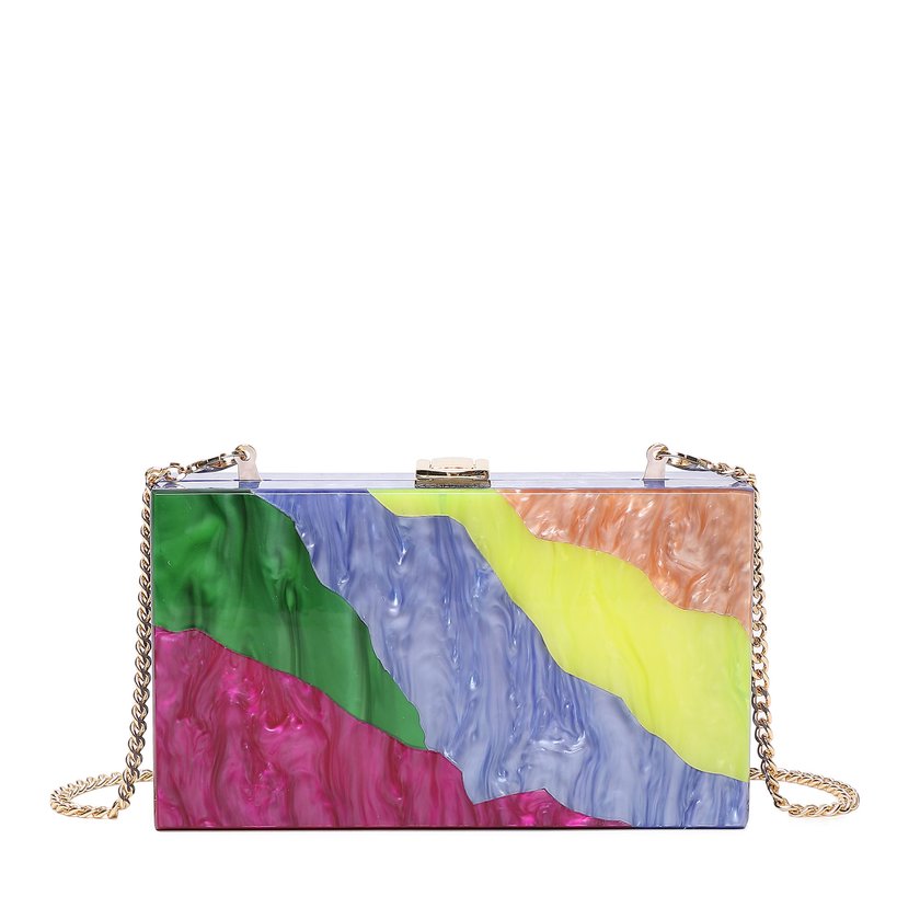 Pochette de señora en acrílico