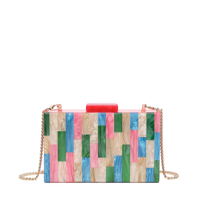 Pochette de señora en acrílico