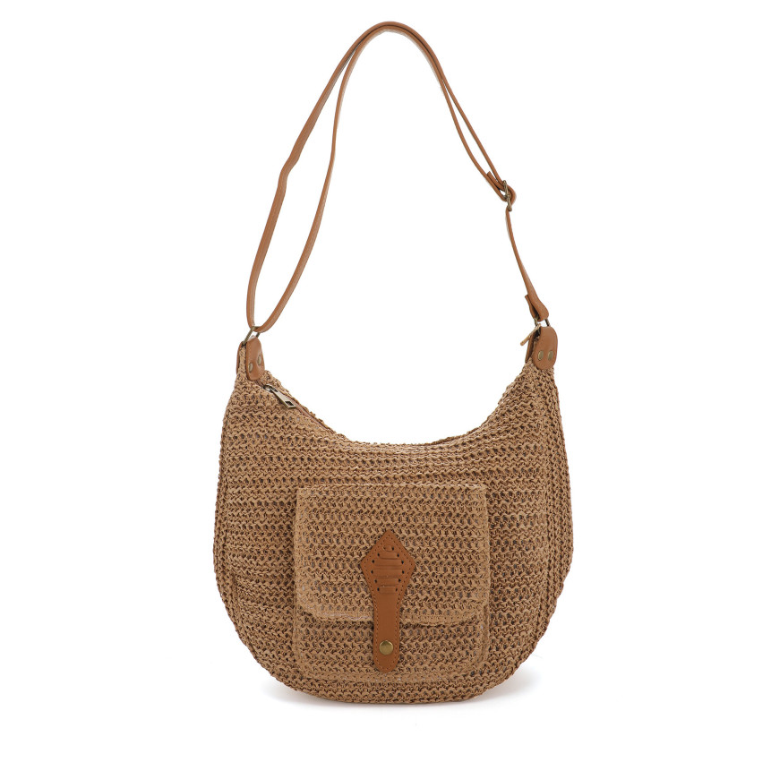 Bolso de hombro en rafia