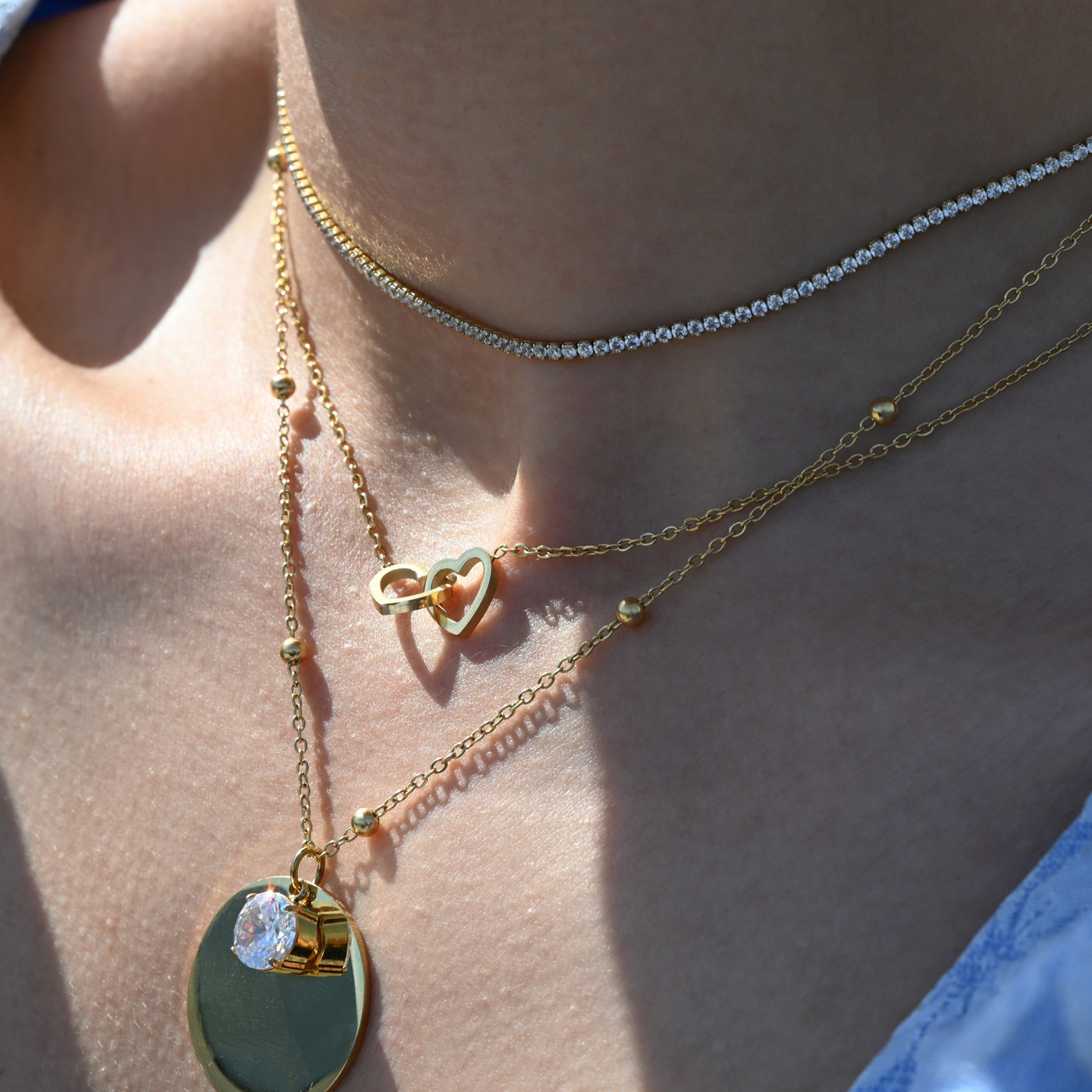 Delicate Riviera-style necklace
