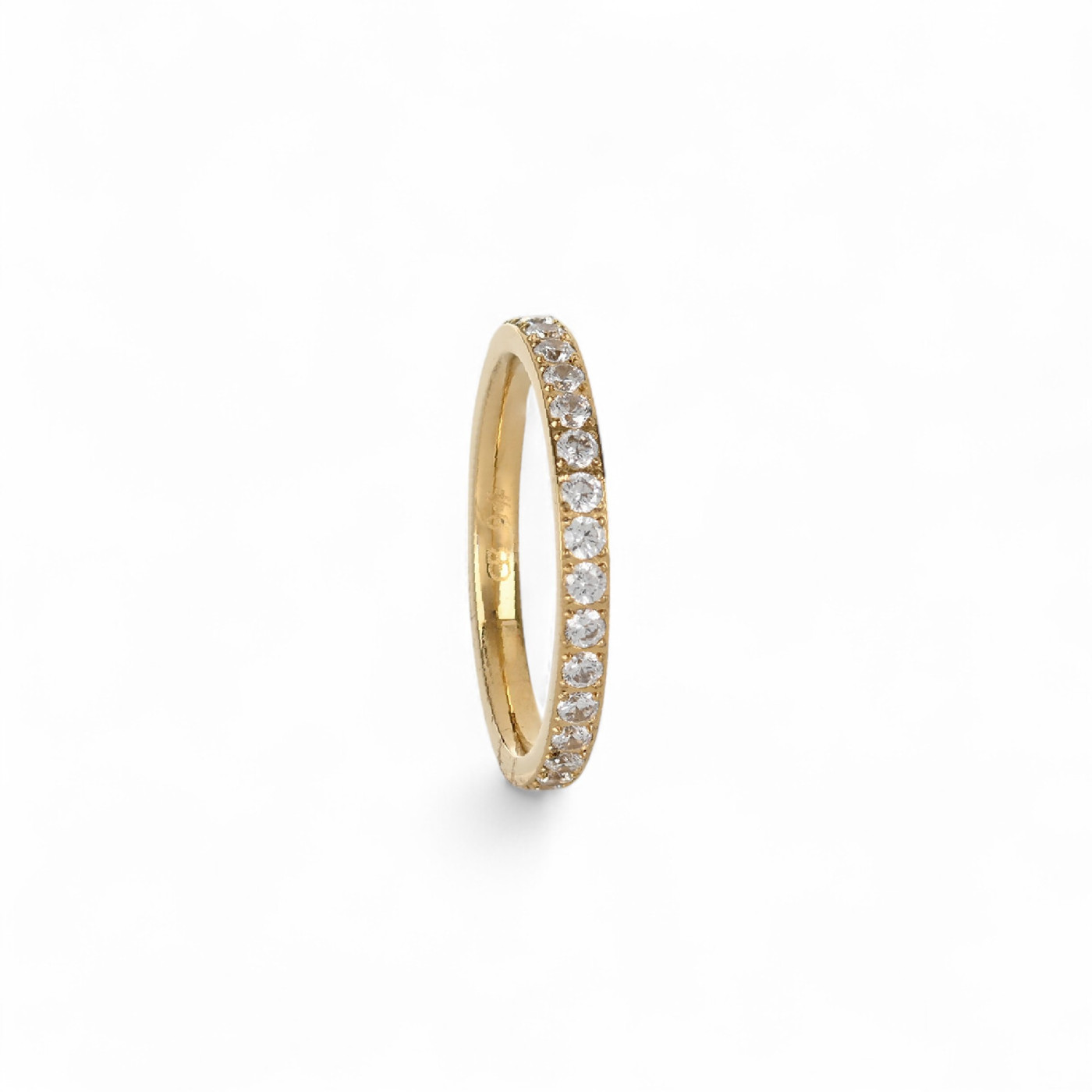 Delicate wedding band with sparkles