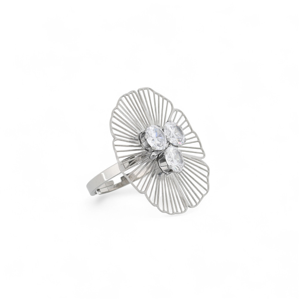 Anello con tre diamanti GB