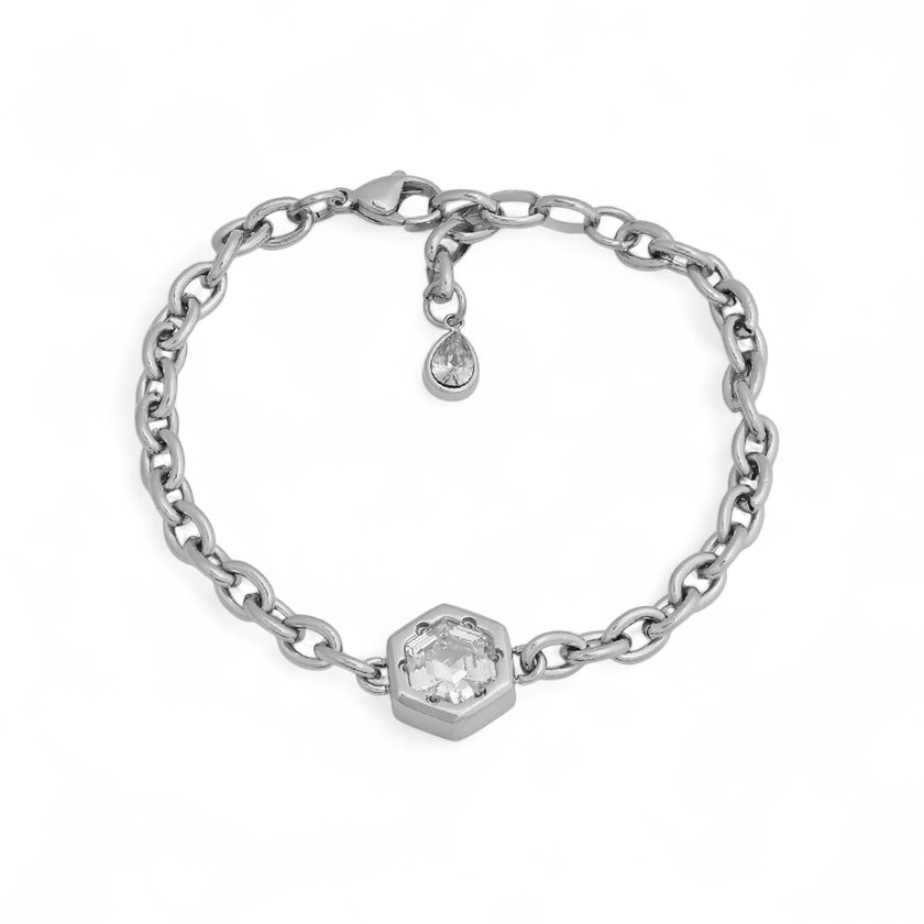 Delicate bracelet with zirconia