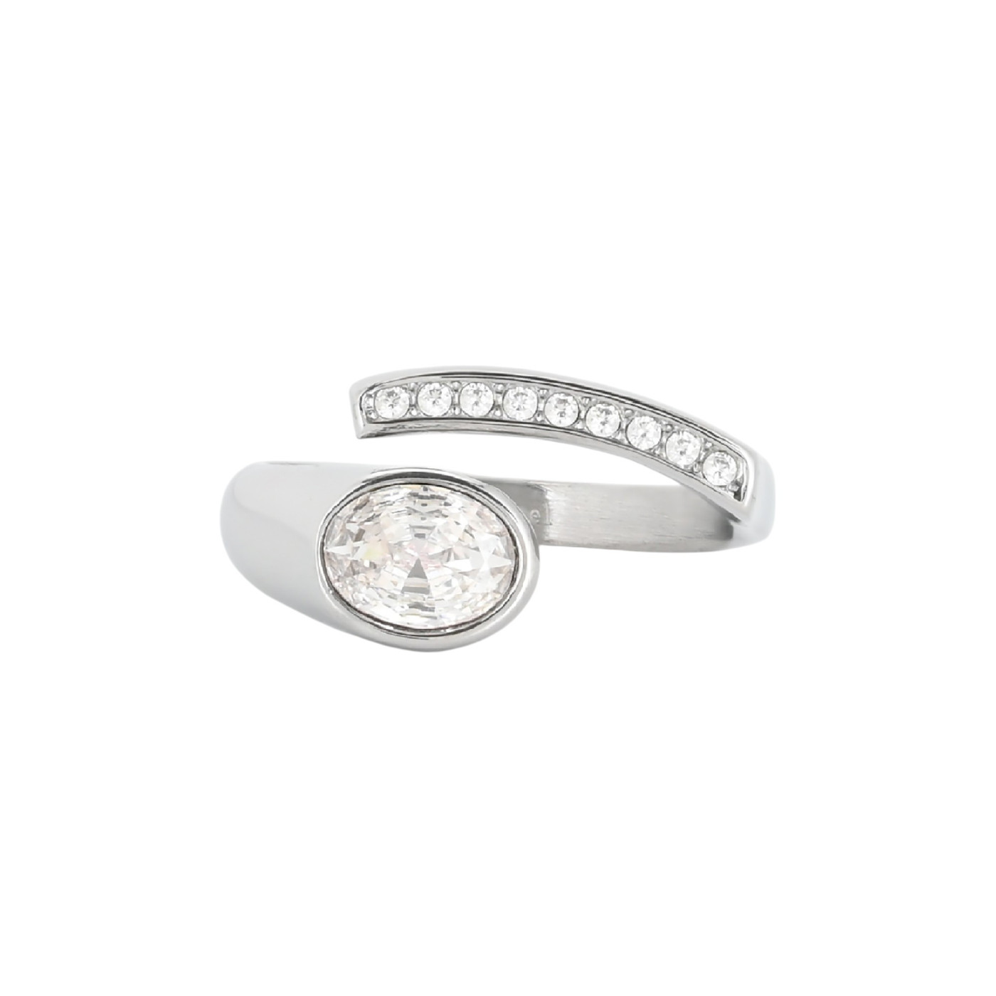 Anel Delicate com zircônias