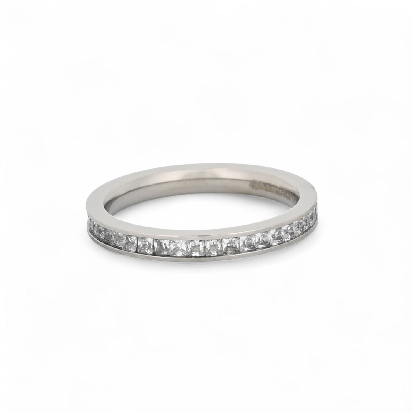 Bague en acier fine de base GB