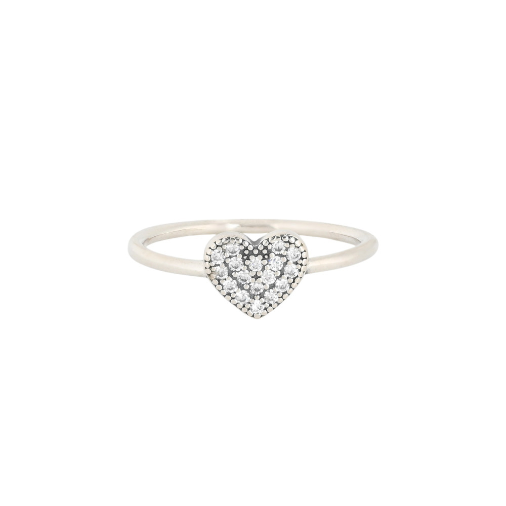 Luxury ring with hearts and zirconias