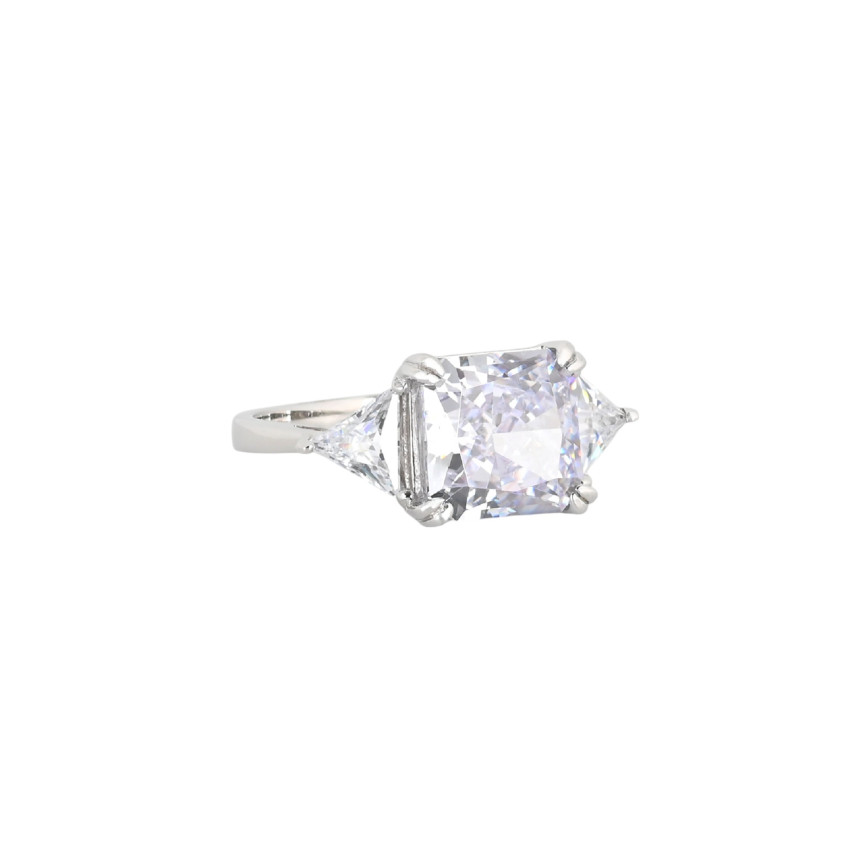Anello Luxury con pietra quadrata