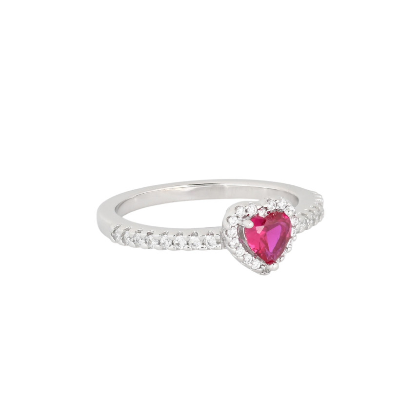 Ring Luxury with heart and zircons