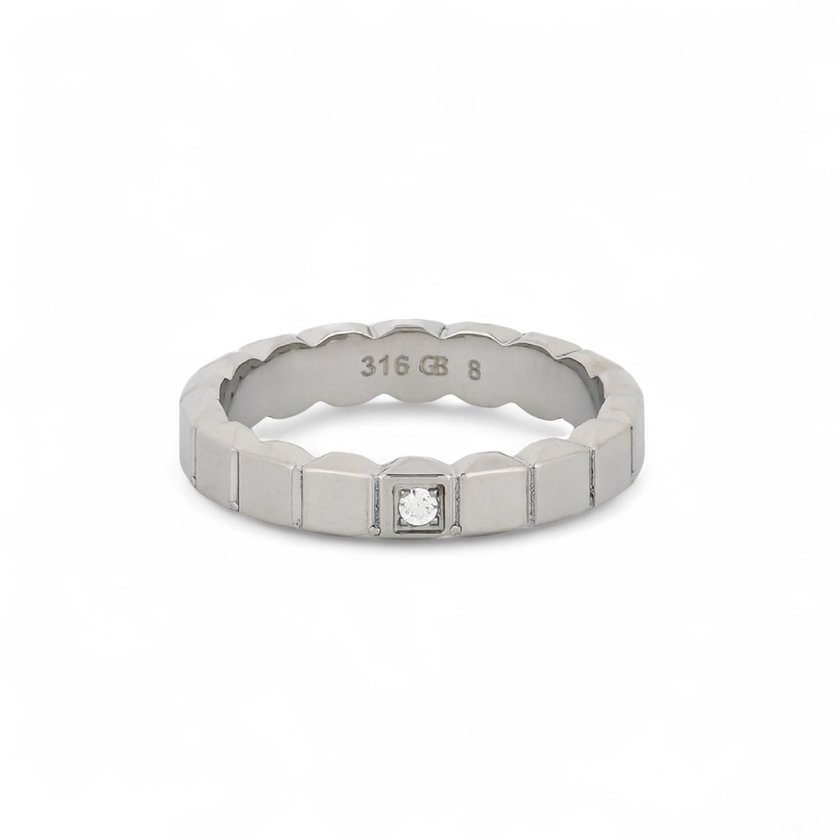 Belove ring with one zirconia