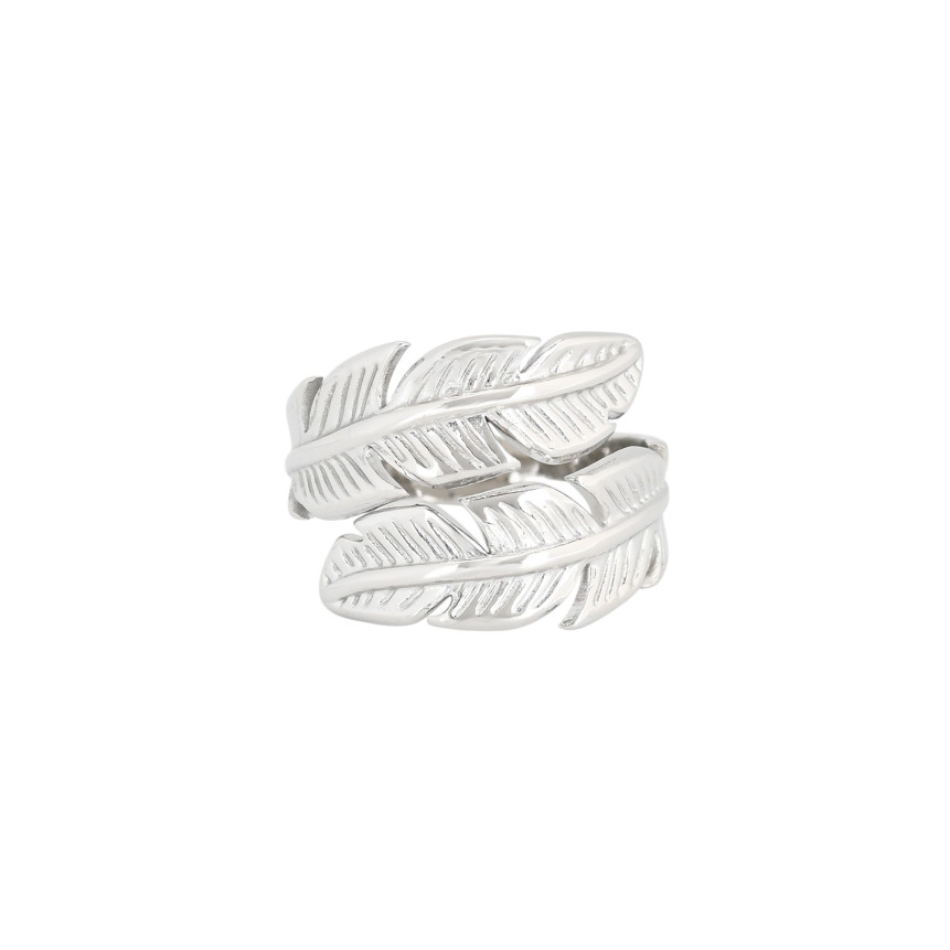Delicate adjustable ring with two leaves