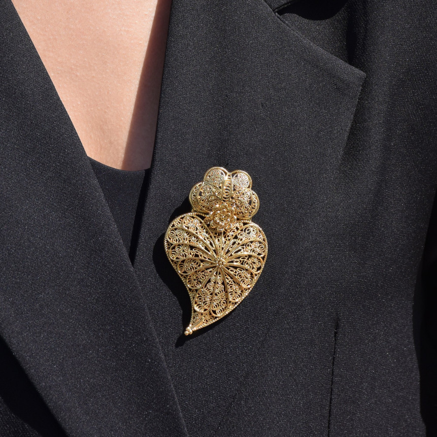 Encantos pin heart Viana