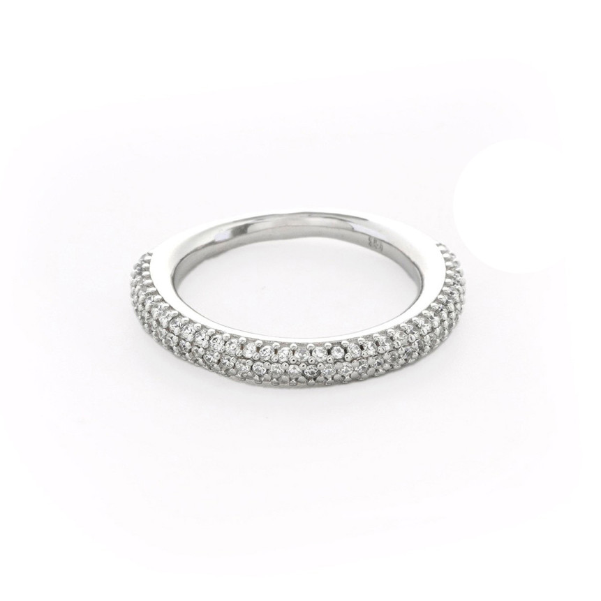 BeLove ring with zirconia