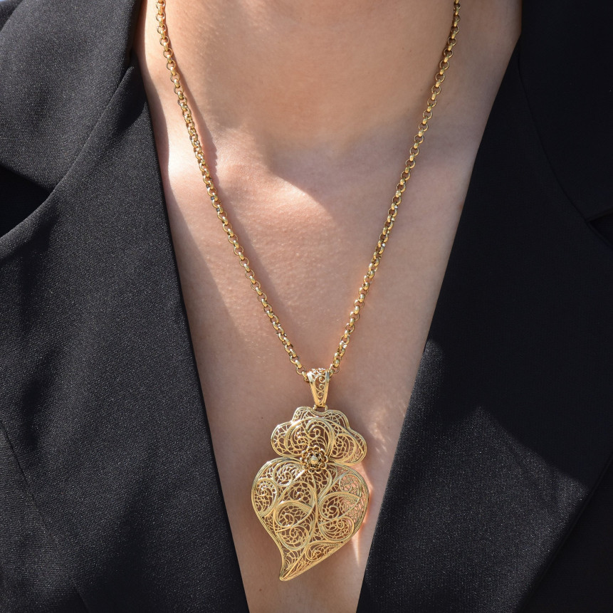 Gold plated necklace big coração de viana GB