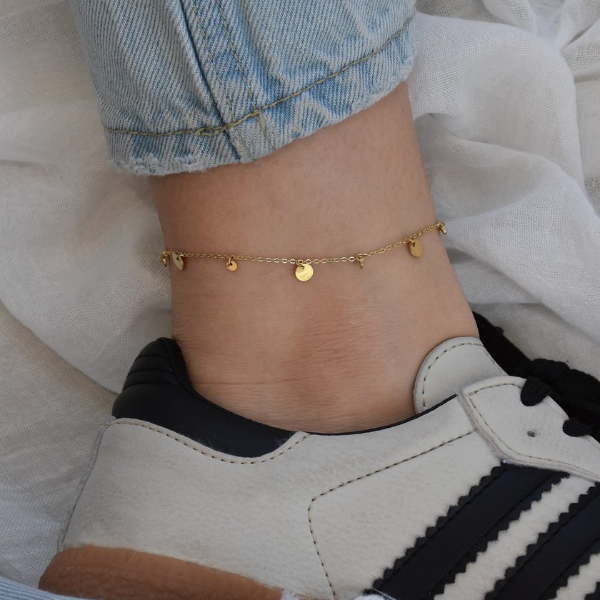 Pulseira de pé aço com pendentes redondos GB