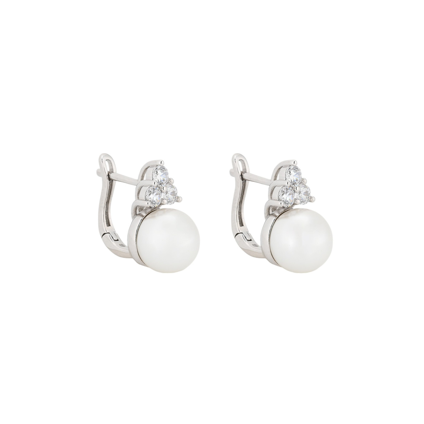 BeLove earrings with three zirconia