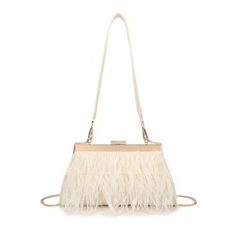 Bolso de hombro con plumas