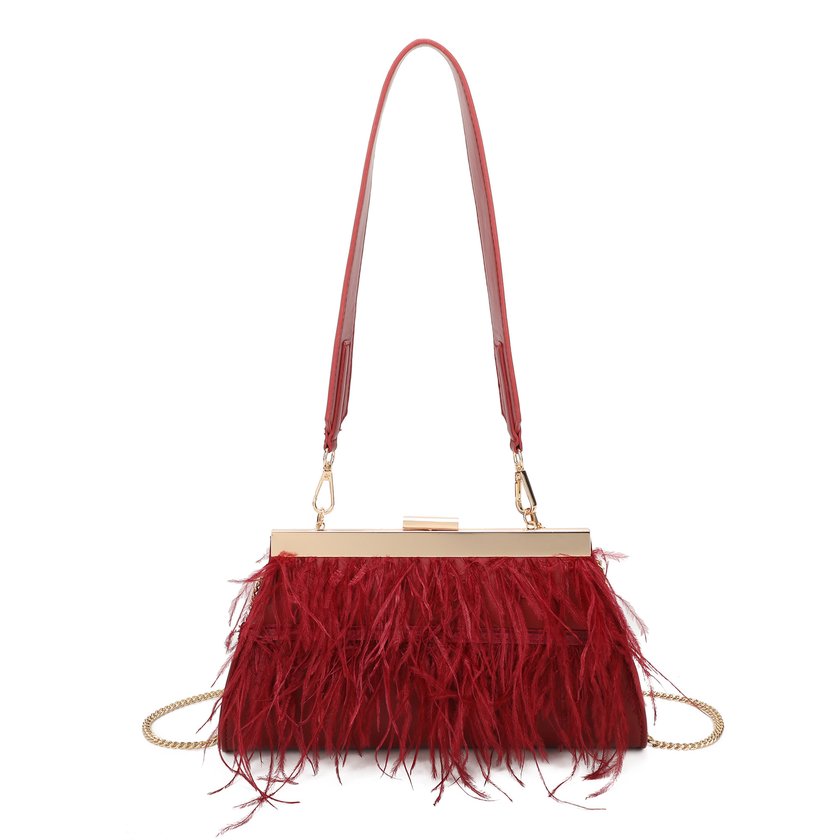 Bolso de hombro con plumas