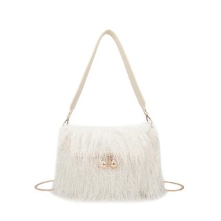 Sac à main avec fourrure