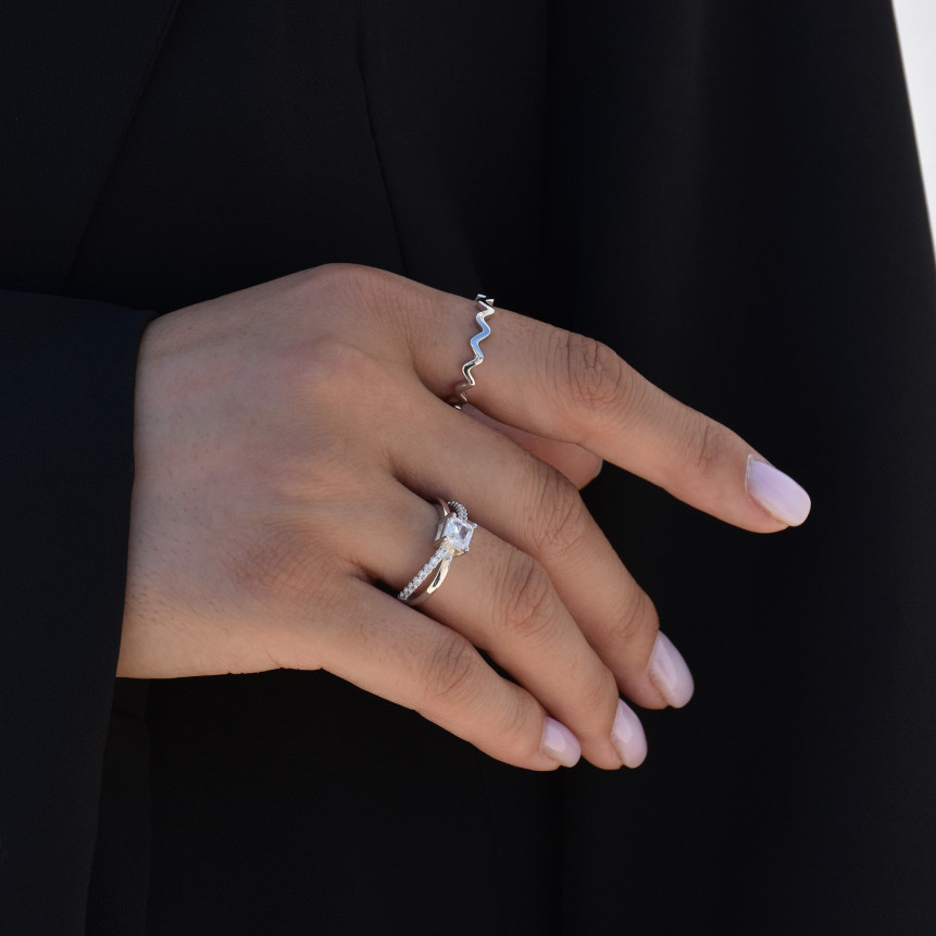 BeLove solitaire ring with zircons