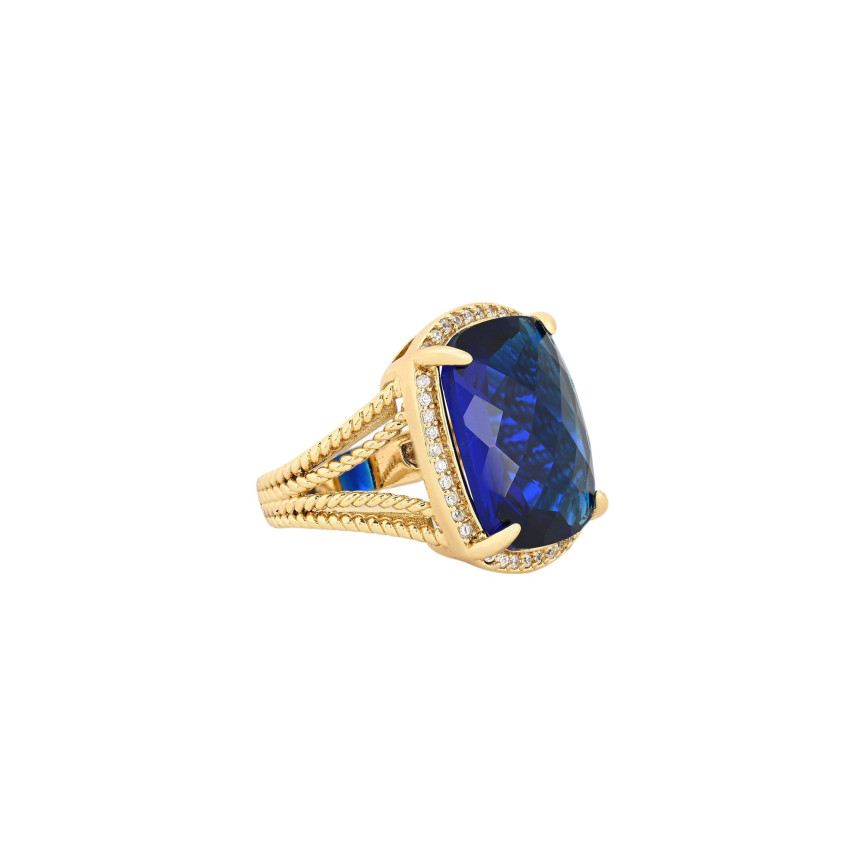 Semi precious ring rectangular stone GB