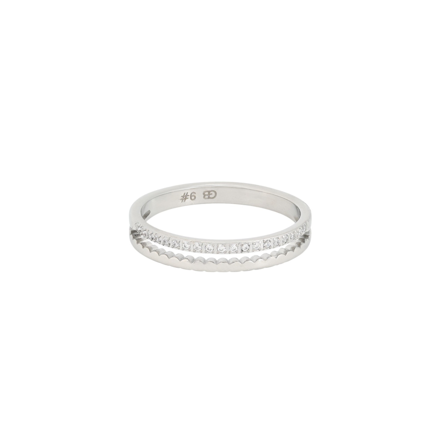 Anel Delicate com zircônias