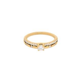 Delicate ring with zircons