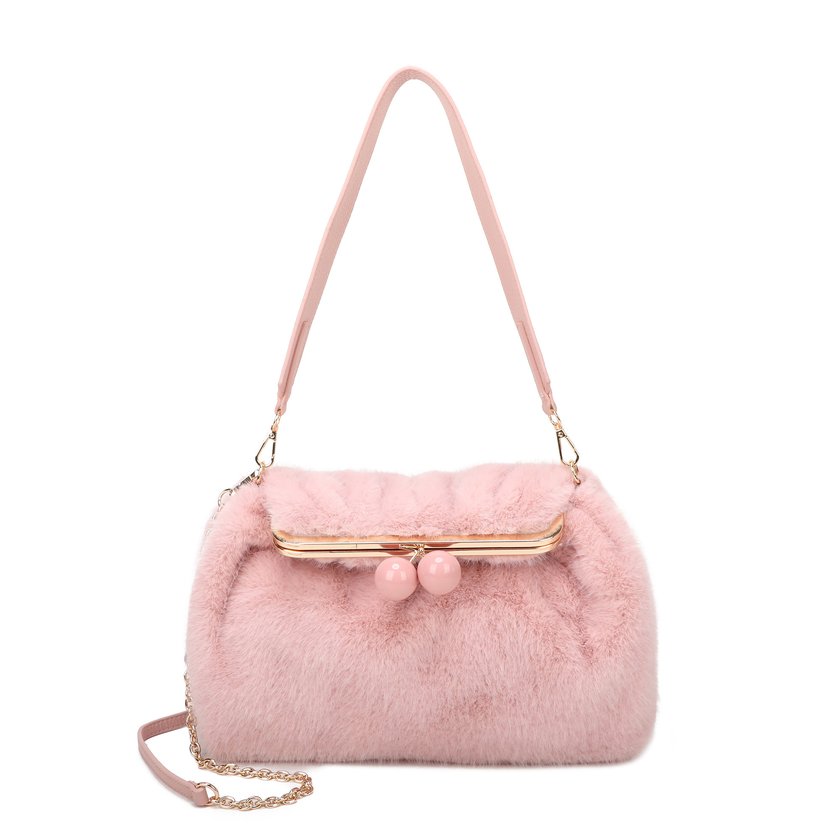 Shoulder bag with fur