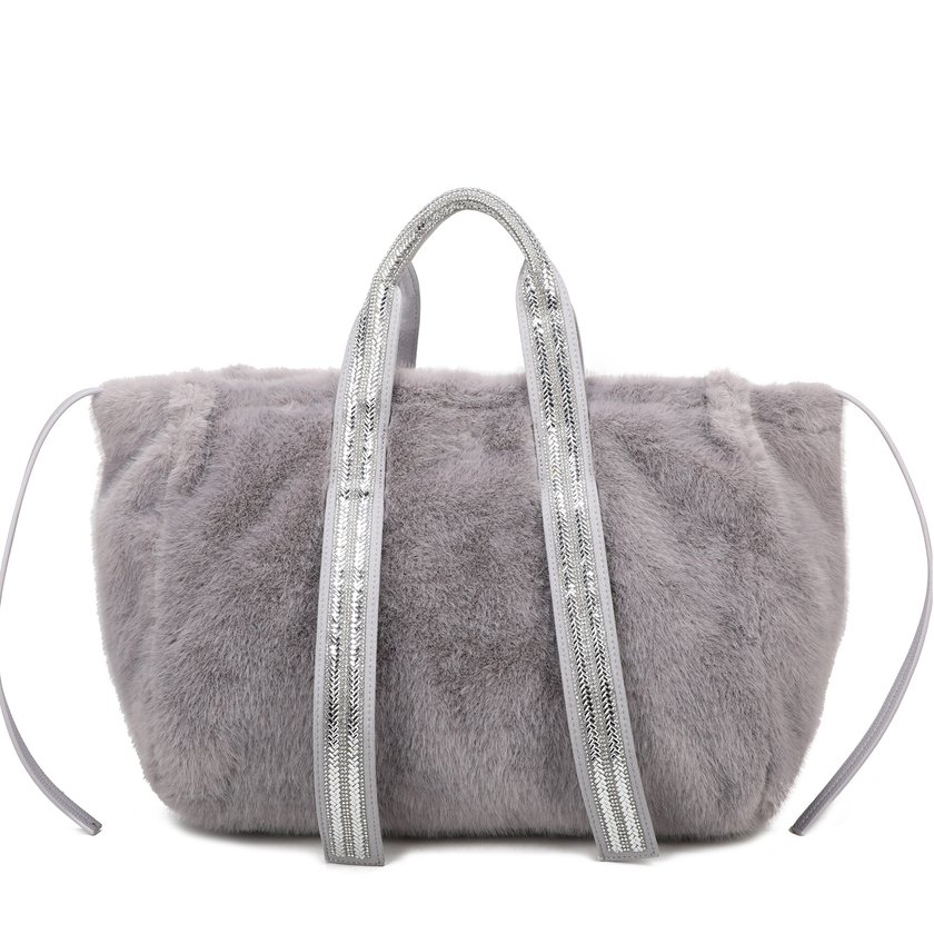 Shopper bag with fur