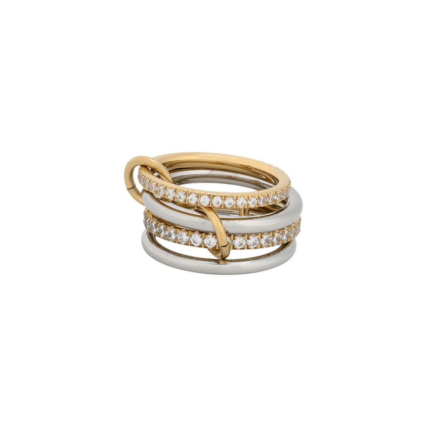 Glamour ring with four circles