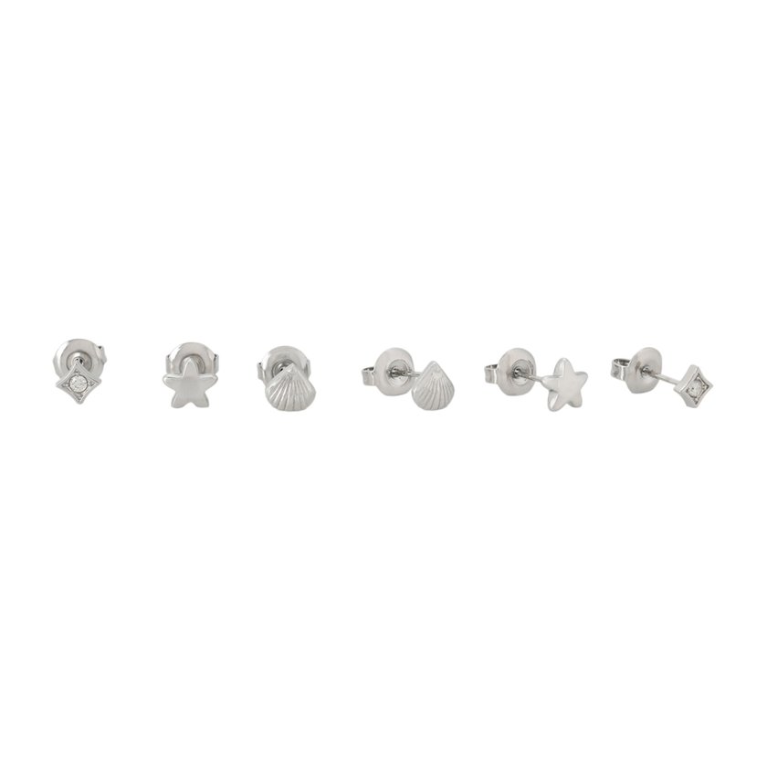 Pack of small earrings