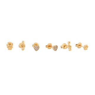 Pack of small earrings