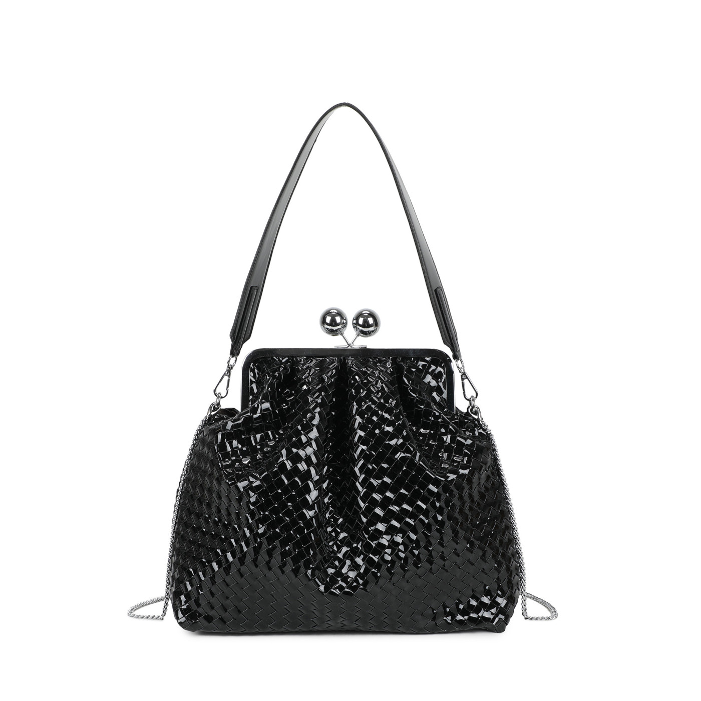 Bolso de hombro en charol