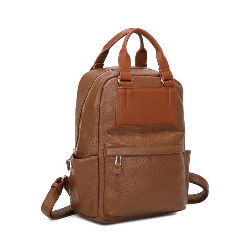 Backpack with Straps and Brown Detail