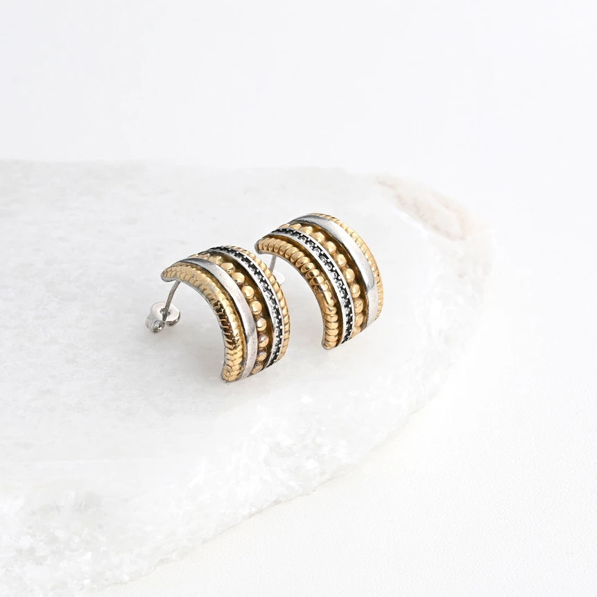 Brincos em aço bicolor com zircônias