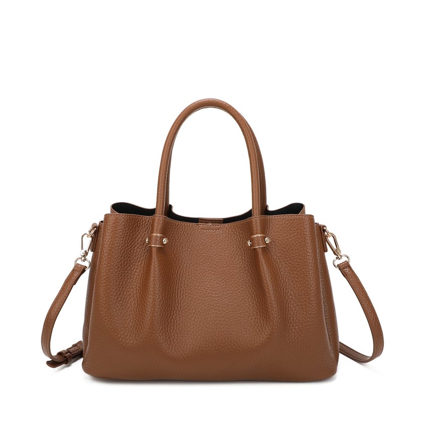 Bolso Shopper con detalles dorados