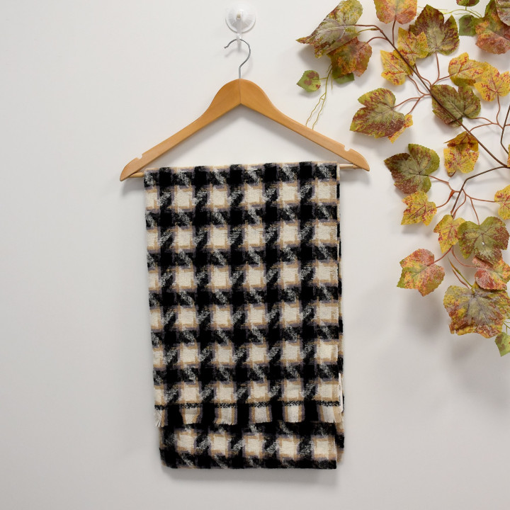 Scarf with basic print GB