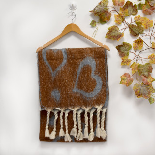 Heart scarf with braided fringe GB