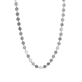 Delicate necklace with circles