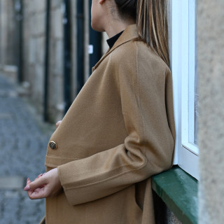 100% wool coat with buttons GB
